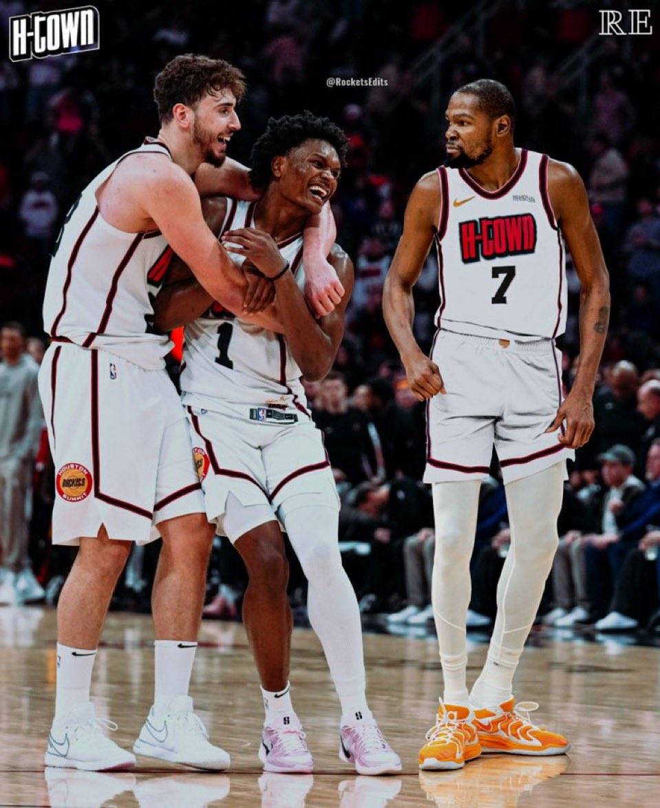  杜兰特新星反败为胜表现突出，西班牙队前途光明！再创辉煌时刻