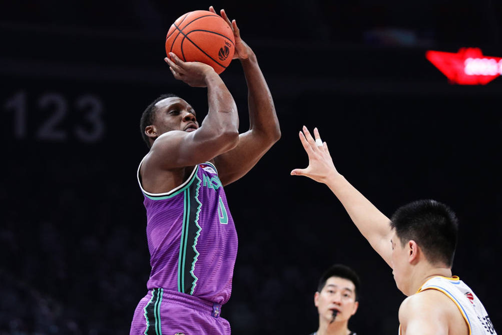 TK体育-转会期萨克拉门托国王调整名单以备欧篮联；篮板制胜环节打磨；信心回归；轮换策略成焦点的简单介绍