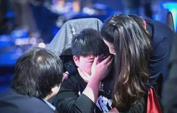 TK体育- uzi为什么不直播了 